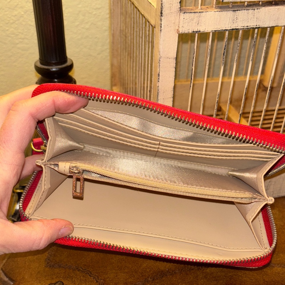 GUESS Red and Tan Women's Wallet - Picture 5 of 10